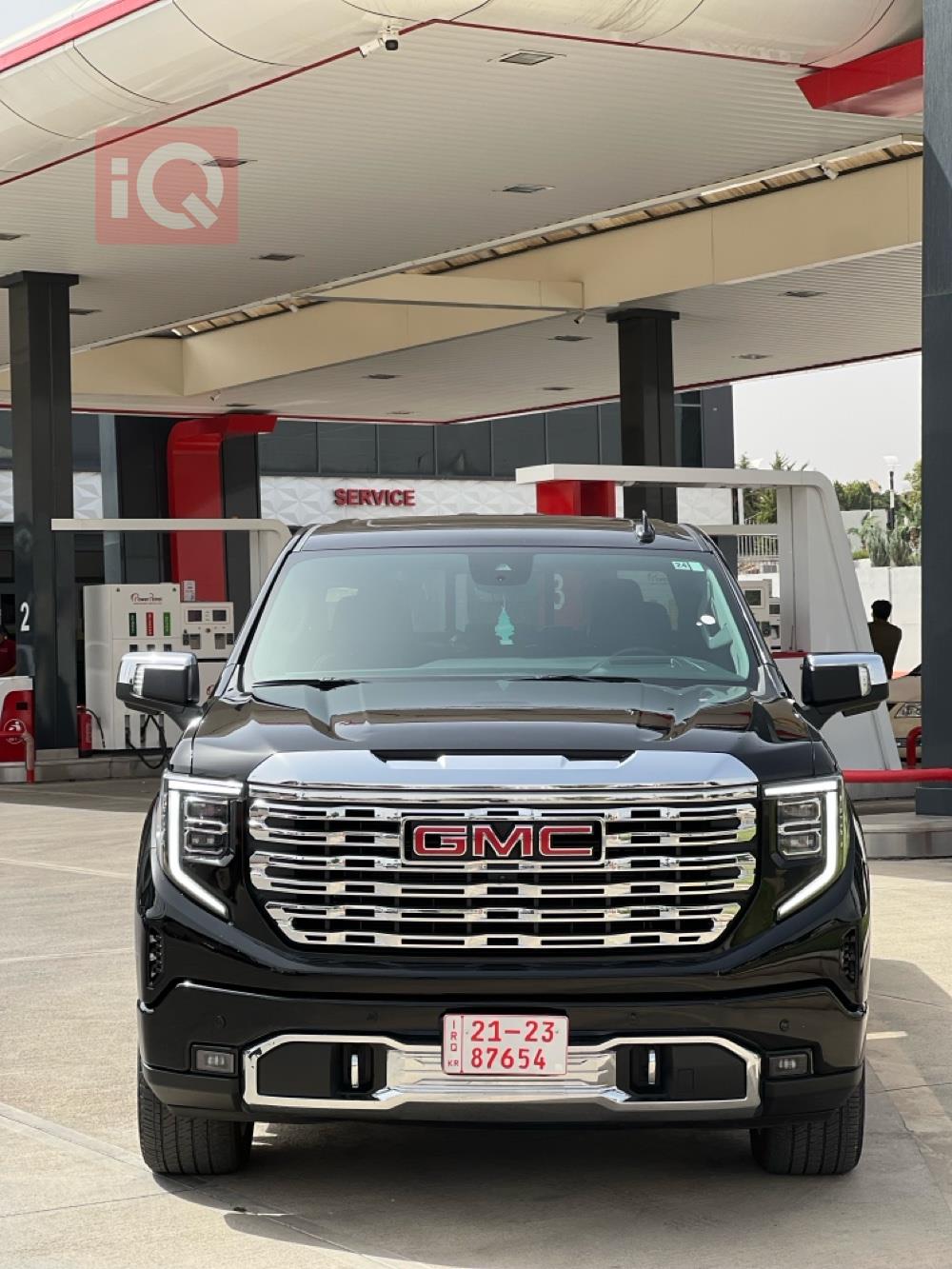 GMC Sierra